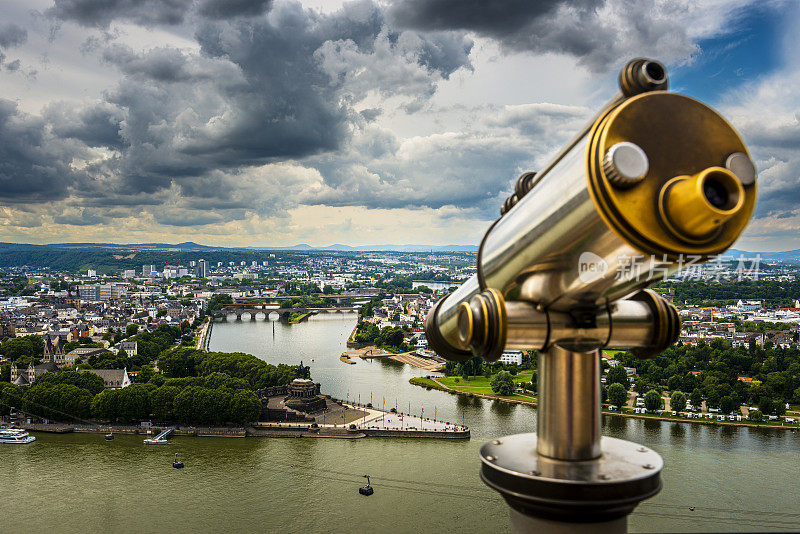 Koblenz Deutsches Eck和单眼望远镜